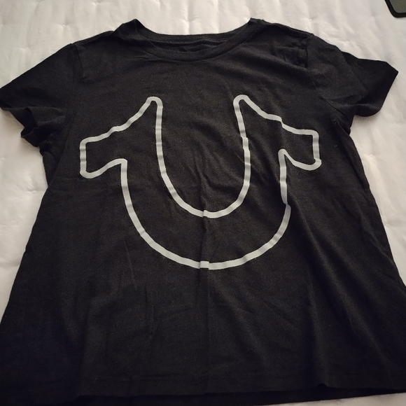 Clothes - Picture 14 of 16